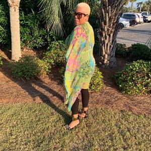 Meet your Posher, Toni